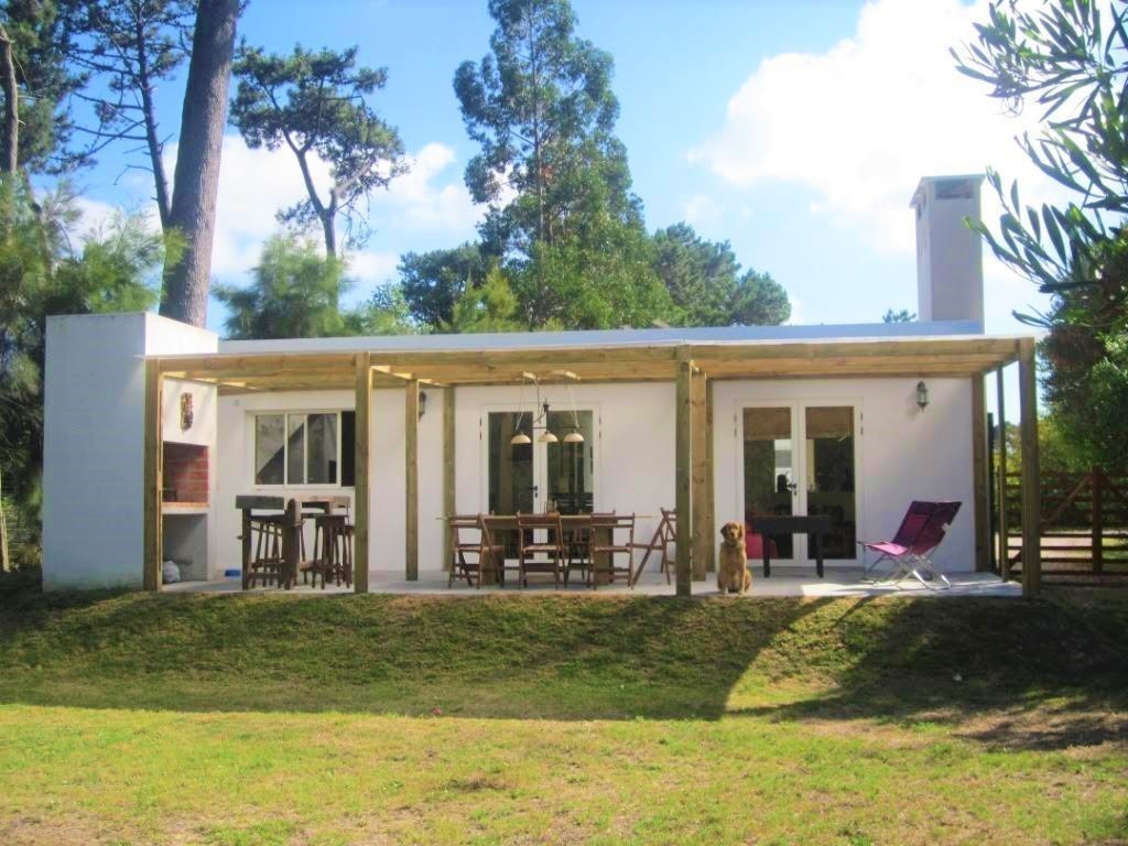 Linda y modera casa en barrio privado 